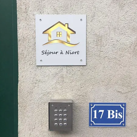 Le Romantic Centre 400m Gare Wifi Linge De Pressing Niort